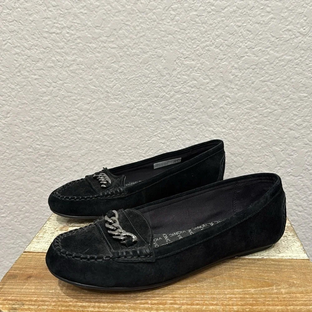 Vionic Mesa Black Suede Chainlink Loafers Size 7 - Picture 4 of 7
